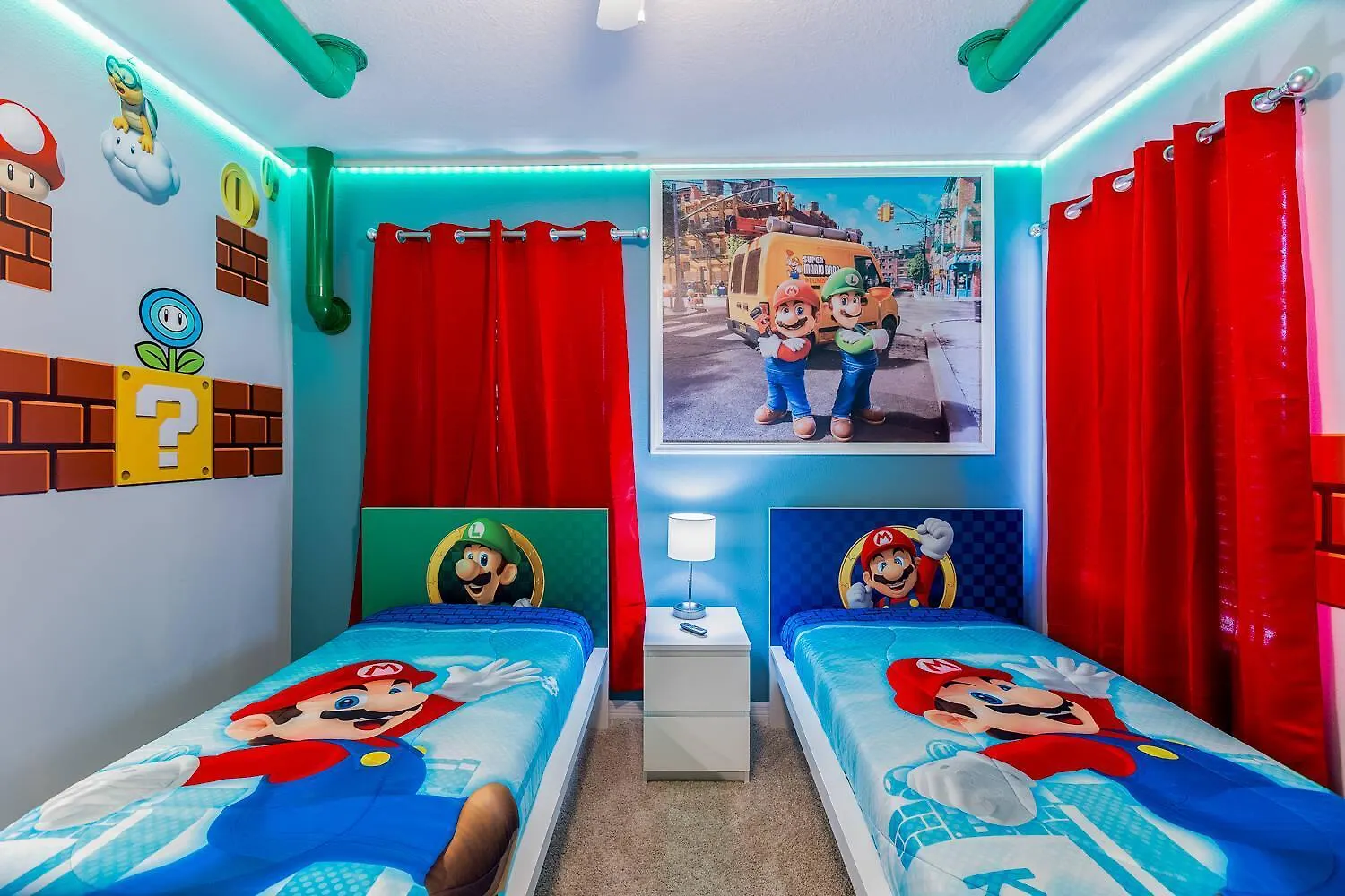 Super Themed House W Pool Theater Much More Davenport
