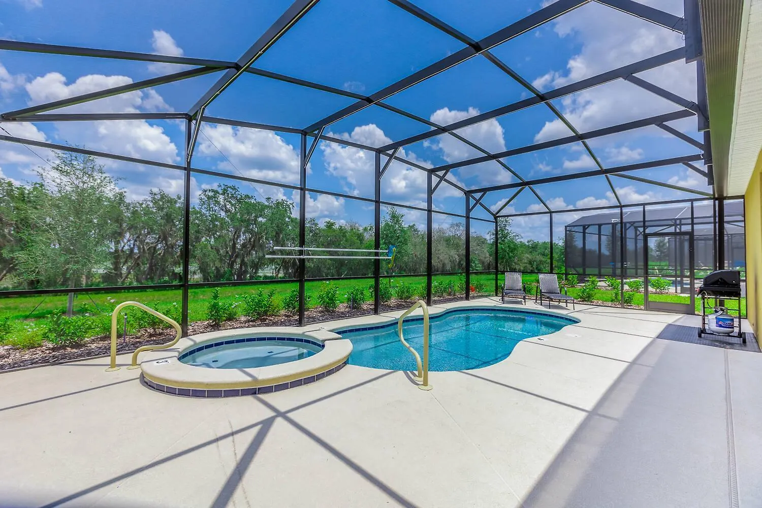 Super Themed House W Pool Theater Much More Davenport United States