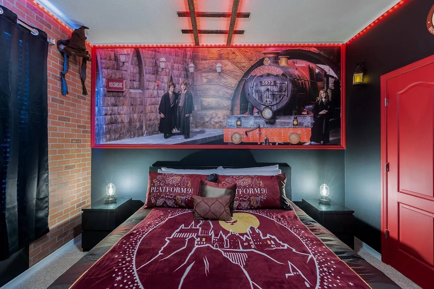 Super Themed House W Pool Theater Much More Davenport 0*,  United States